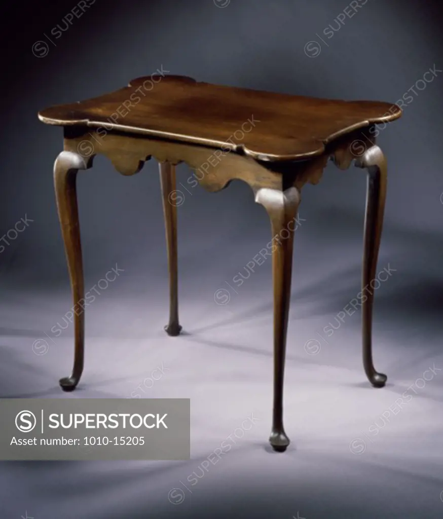 Queen Anne Tea Table Connecticut  c. 1760 Antique Furniture 