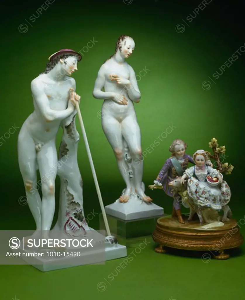 Antique figurines of Venus and Anchises of Meissen by Tallor, Porcelain and Sevres Porcelain Group, Decorative Arts