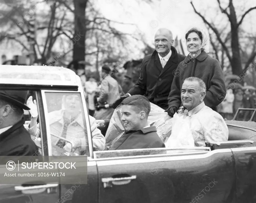 Vice-President Lyndon B. JohnsonAstronaut John Glenn with wife Annie and their children Carolyn and David GlennWashington DC, USAFebruary 26, 1962