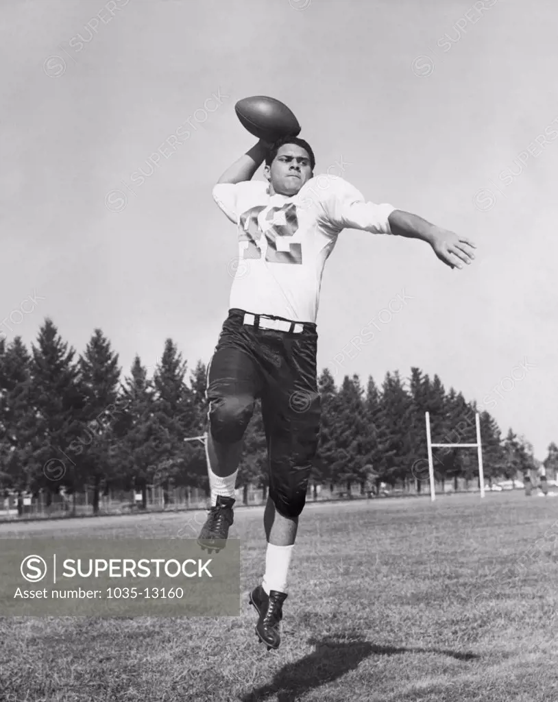 Corvallis, Oregon:  1956 Star Hawaiian quarterback and tailback Joe Francis at Oregon State University. He went on to play backup to Bart Starr for the Green Bay Packers.