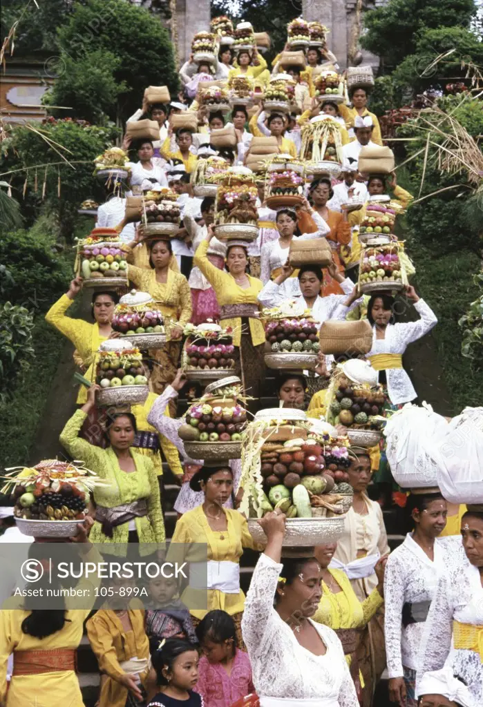 Women carrying offerings in a festival, Kehen Temple, Bangli, Bali, Indonesia