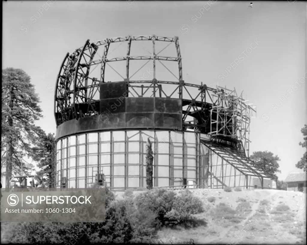 100-INCH TELESCOPE DOME BEING ERECTED AS SEEN FROM THE WEST-SOUTHWEST.