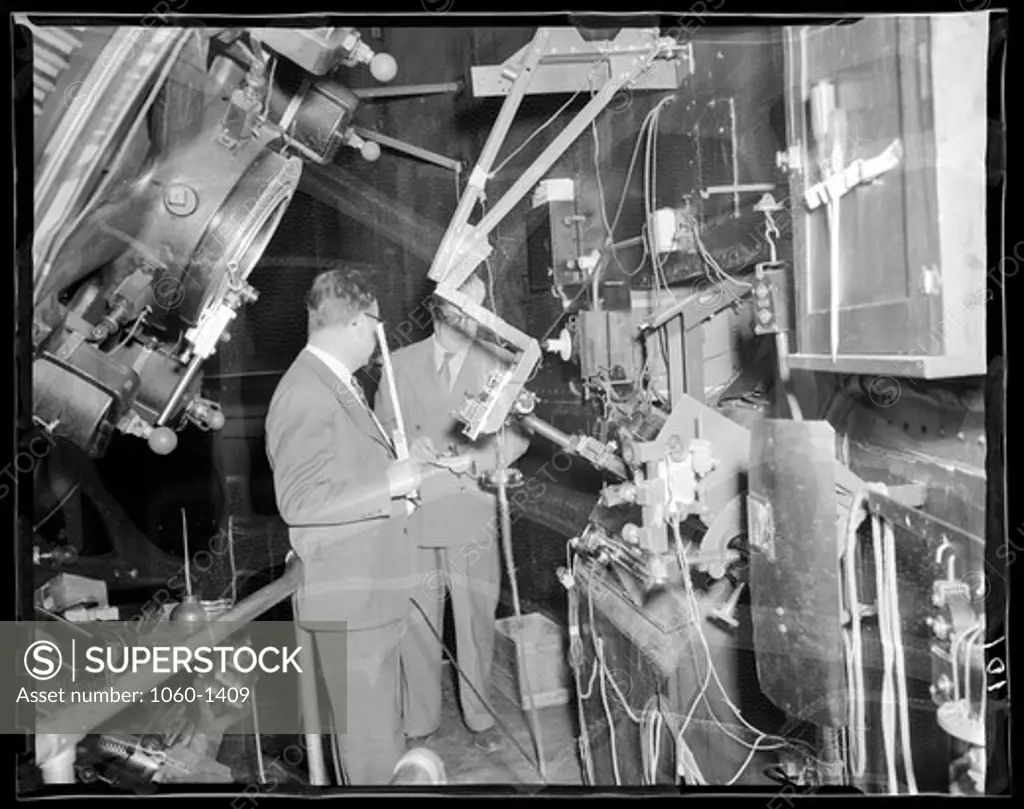 100-INCH TELESCOPE COUDE SPECTROGRAPH -- POLAR AXIS & SLIT ASSEMBLY; WILSON & NICHOLS IN PICTURE