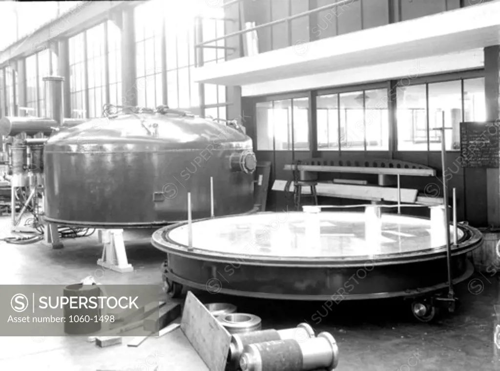 100-INCH ALUMINIZING TANK WITH DOME REMOVED.