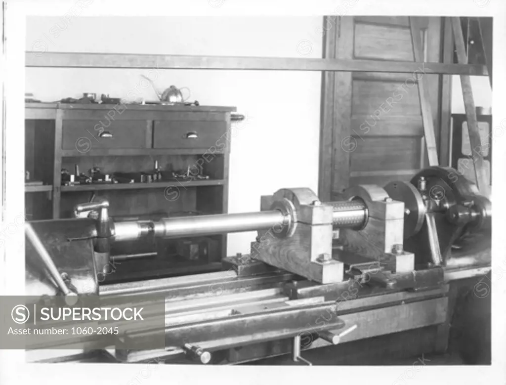 RULING ENGINE ('A' MACHINE) IN MAIN SHOP OF OBSERVATORY -- BORING & THREADING RULING NUT; GRINDING NUT WAS CUT BY SAME PROCESS.