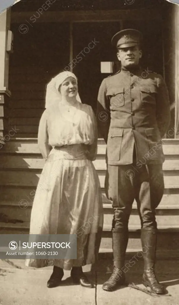 Edwin Powell Hubble in uniform with sister Lucy during World War I