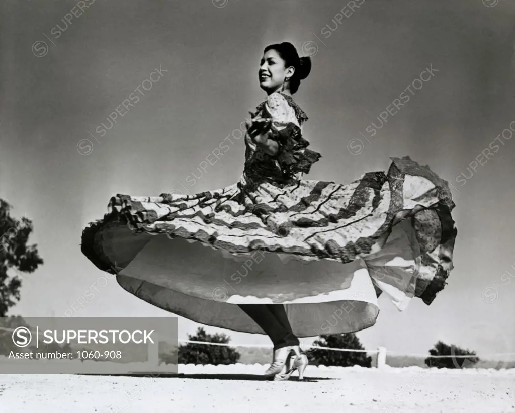 Mexican Folk Dancing