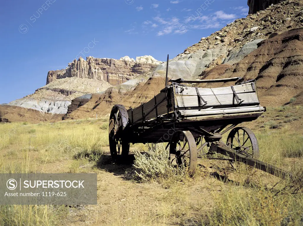 Old wagon, Capitol Reef National Park, Utah, USA
