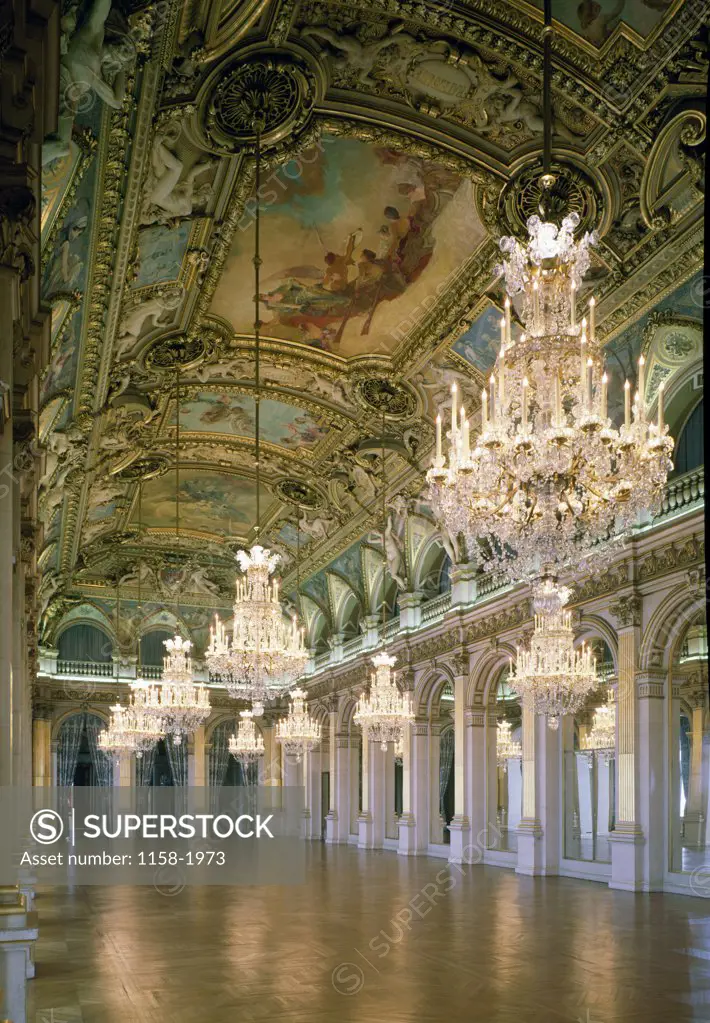 France, Paris, Hotel de Ville, Hall of Feasts interior