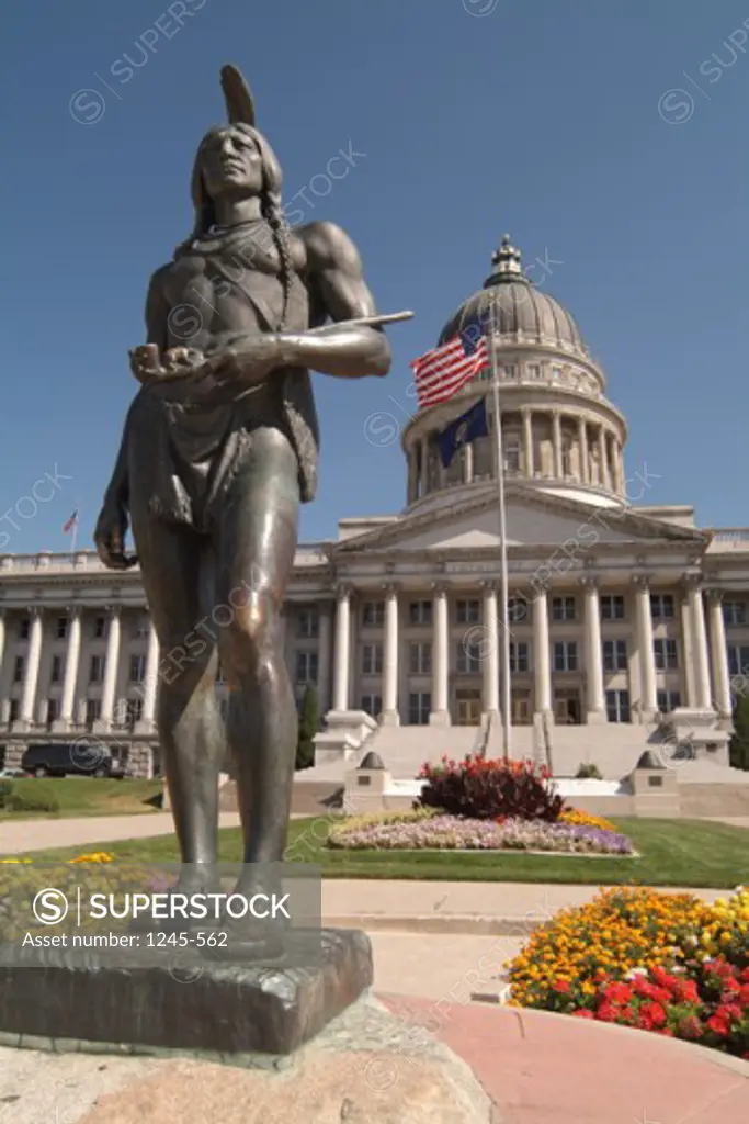Low angle view of a statue in front of a government building, State Capitol, Salt Lake City, Utah, USA