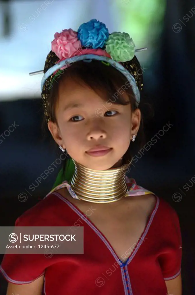 Thailand, Chang Mai, Tha Ton, Long Neck woman (Myanmar), North tribes