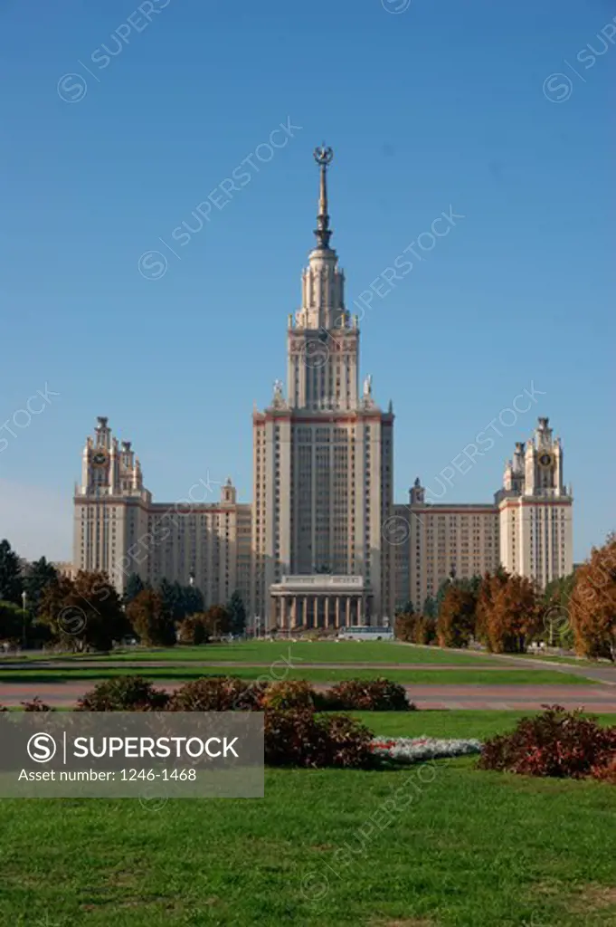 RUSSIA, Moscow, Sparrow Hills: Lomonosov University