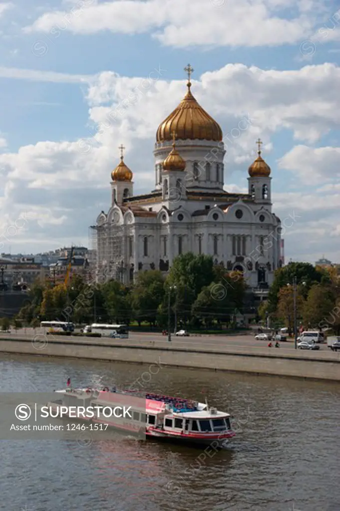 RUSSIA, Moscow:  Christ Redeemer Cathedral, Moskva River, excursion ship