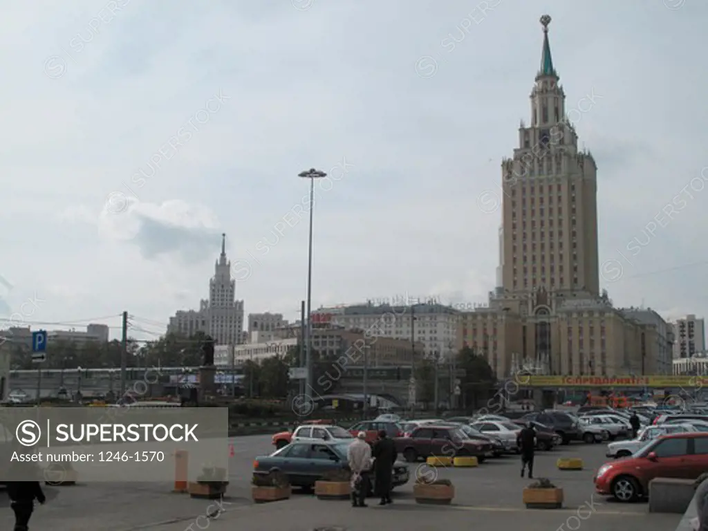 RUSSIA, Moscow: City centre, Apartment-tower, Stalin architecture