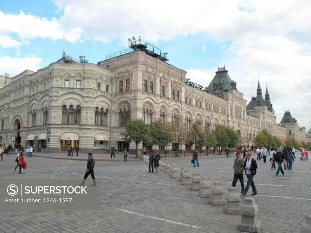 RUSSIA, Moscow, Red Square: GUM-Shopping-centre
