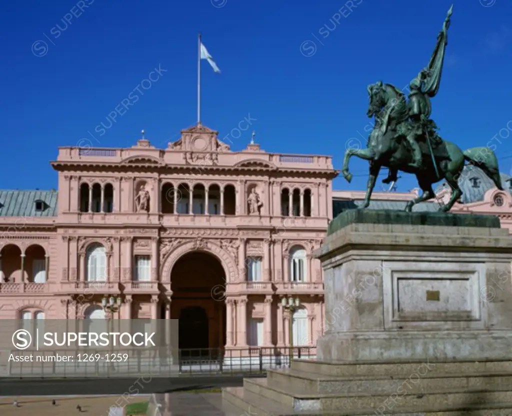 Statue in front of a government building, Casa Rosada, Buenos Aires, Argentina