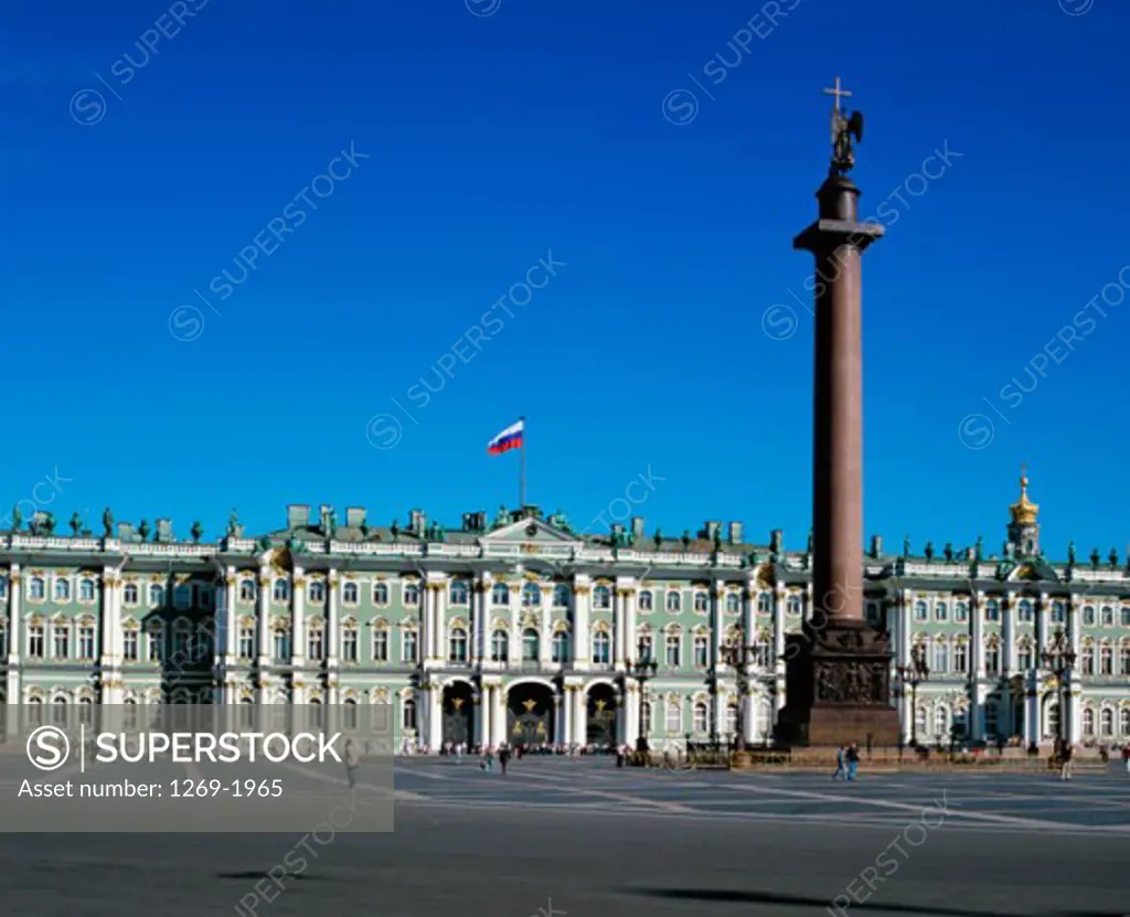Column in front of a museum, Alexander Column, State Hermitage Museum, Palace Square, St. Petersburg, Russia