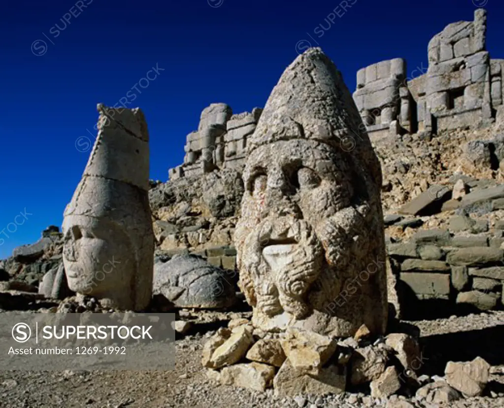 Close-up of the heads of ancient statues, Nemrud Dagh, Mount Nemrut, Turkey