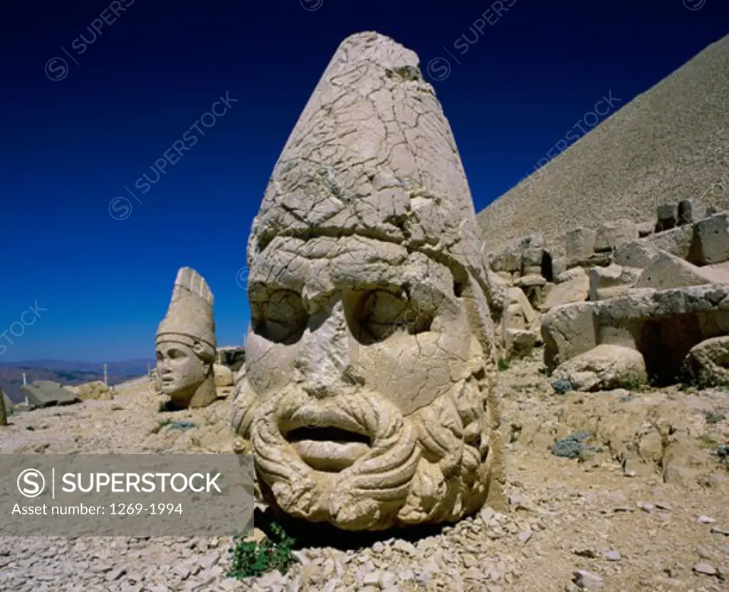 Close-up of the heads of ancient statues, Nemrud Dagh, Mount Nemrut, Turkey
