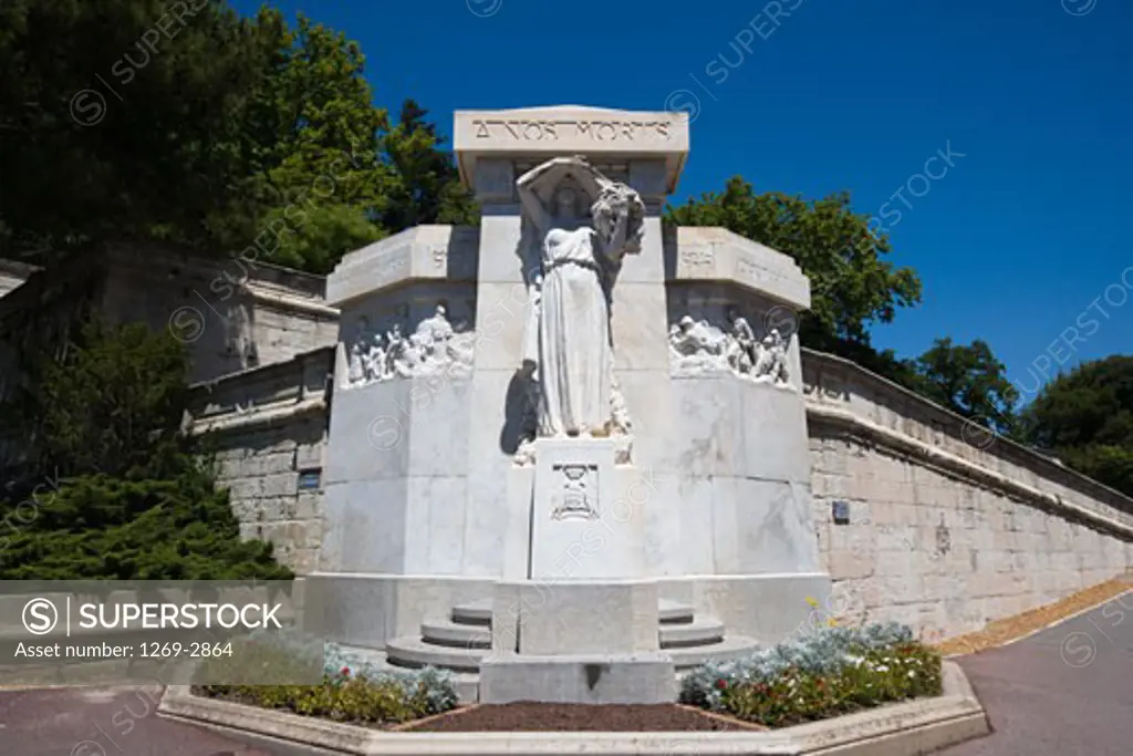 Statue in a garden, Rocher Des Doms Park, Avignon, Vaucluse, France