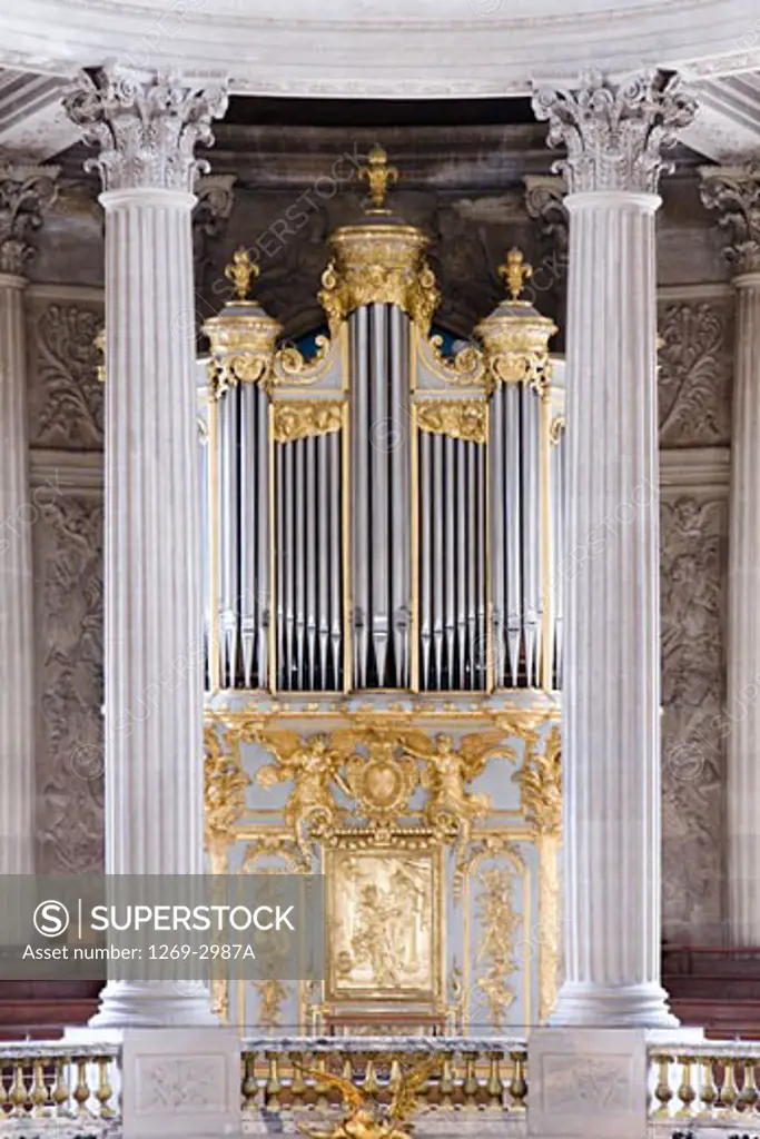 Pipe organ in a palace, Chateau De Versailles, Versailles, Ile-De-France, France