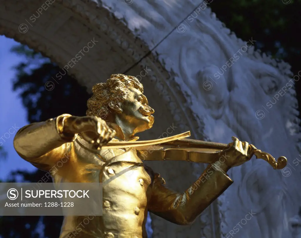 Close-up of a statue, Johann Strauss Monument, Stadtpark, Vienna, Austria