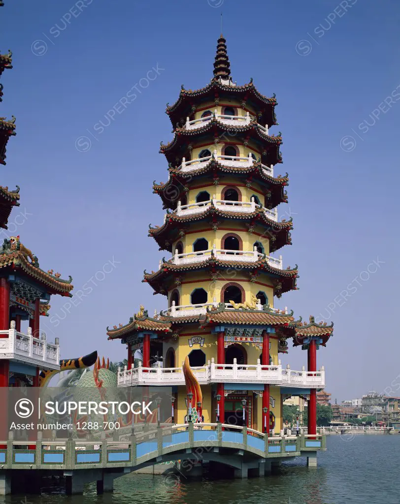 Low angle view of a pagoda on a lake, Dragon and Tiger Pagodas, Lotus Lake, Kaohsiung, Taiwan