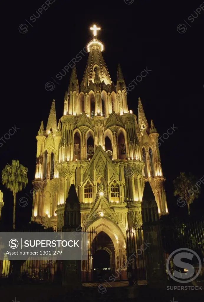 Low angle view of a church lit up at night, La Parroquia de San Miguel Arcangel, San Miguel de Allende, Guanajuato, Mexico
