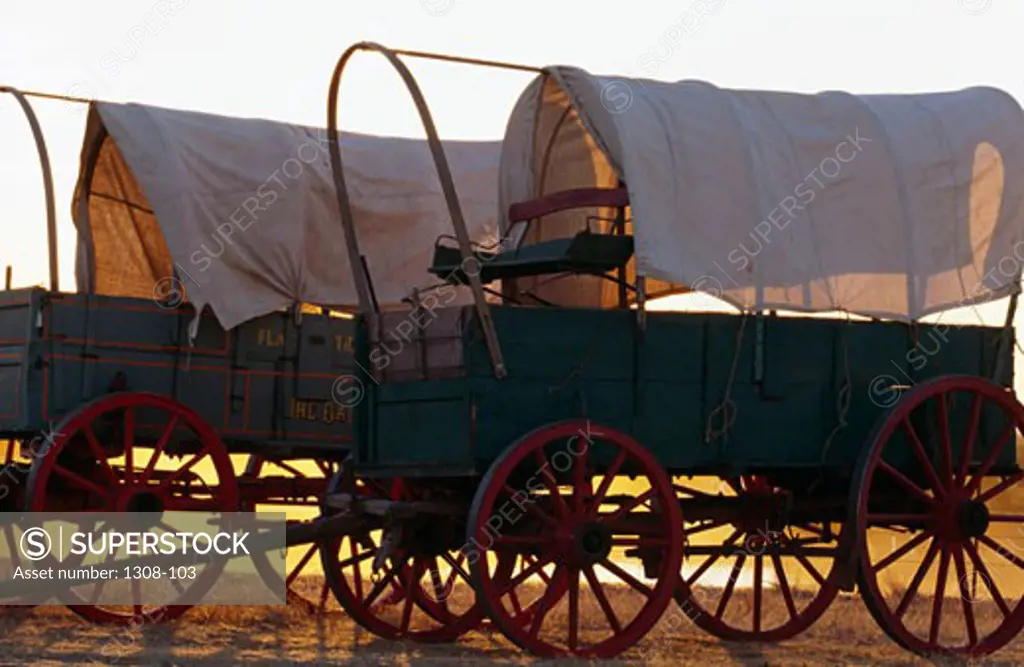 USA, Kansas, Barber County, historic covered wagons