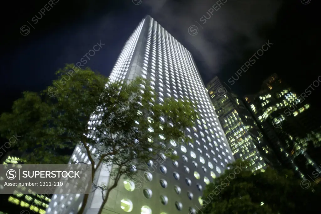 Low angle view of a high rise building, Jardine House, Hong Kong, China