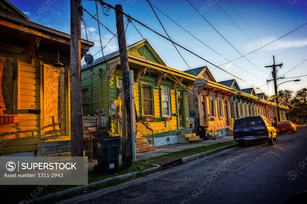 Late afternoon sunlight in Central City, New Orleans.