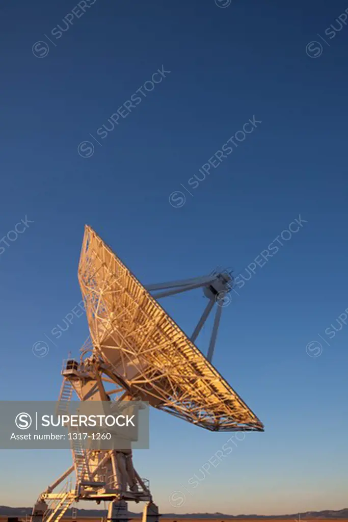 Radio telescope satellite dish of the Very Large Array, New Mexico, USA