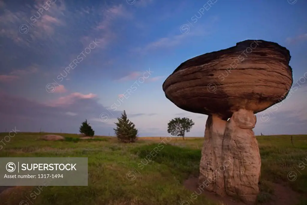 Hoodoo rock formations, Mushroom Rock State Park, Kansas, USA