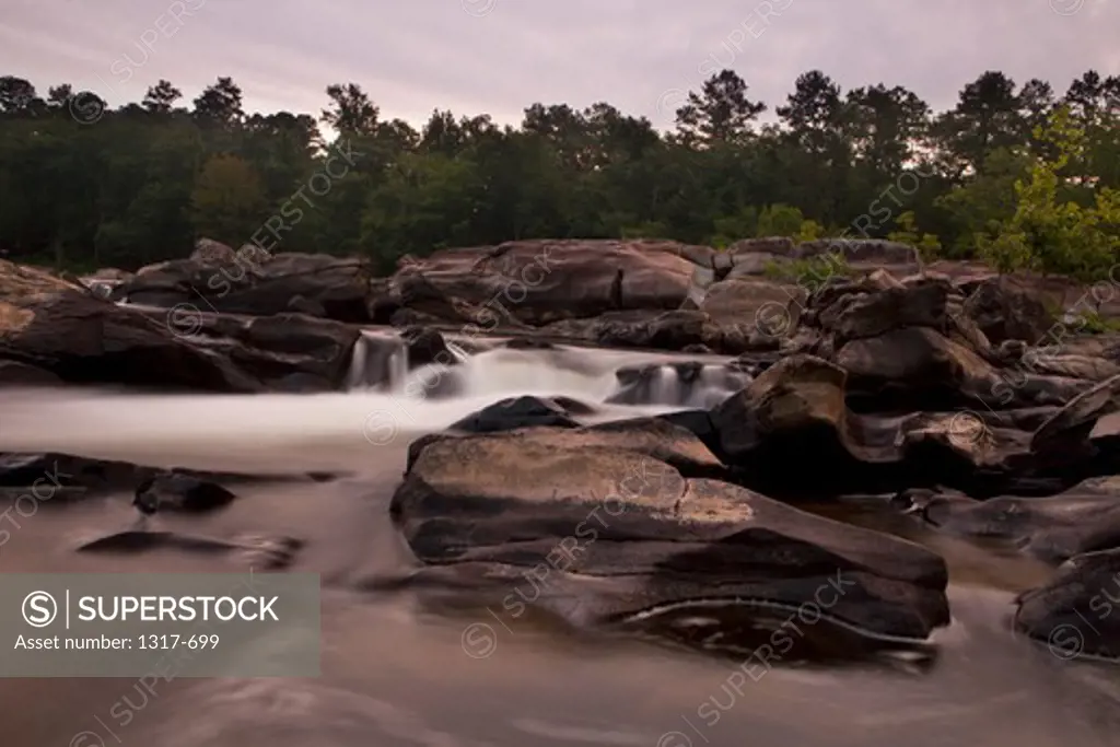 Stream flowing through rocks, Cossatot Falls, Arkansas, USA