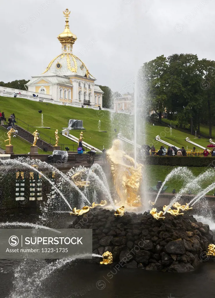 View of the Samson Fountain in front of the Peterhof Grand Palace, Petrodvorets, St. Petersburg, Russia