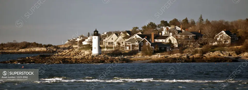USA, Massachusetts, Gloucester, View of lighthouse on coast