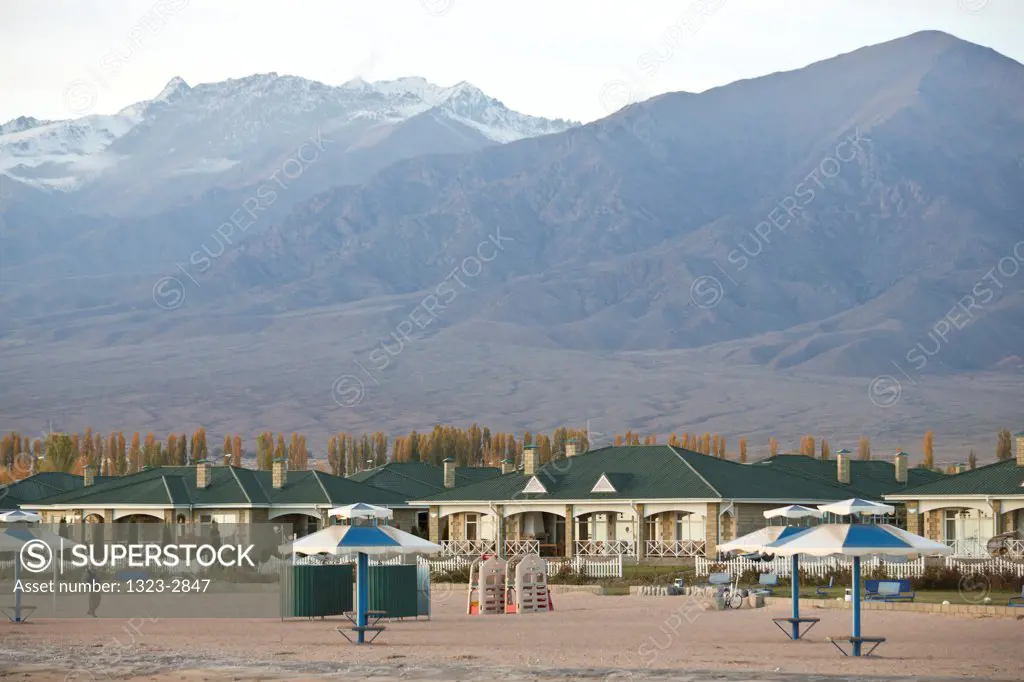 Kyrgyzstan, Cholpan Ata, Lake side resort