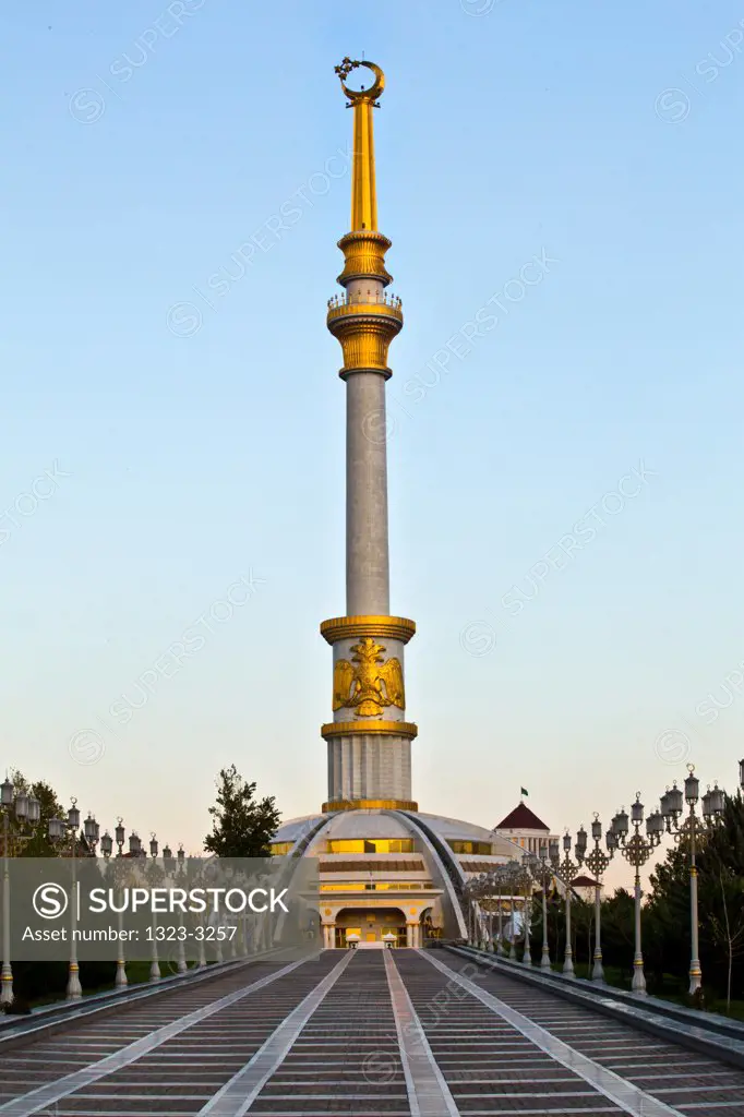 Turkmenistan, Ashgabat, Ashgabat independence Monument