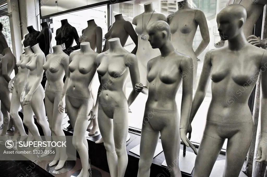 Mannequins in a store, Los Angeles, California, USA