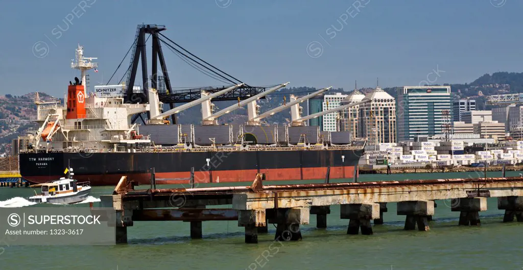 Port Of Oakland, Oakland, California, USA