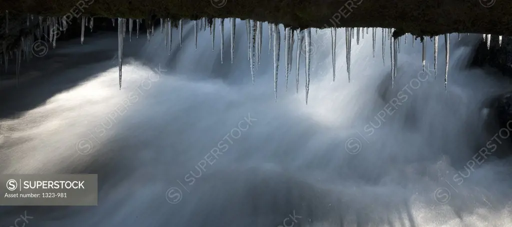 Close-up of icicles formation, Tumalo Creek, Oregon, USA