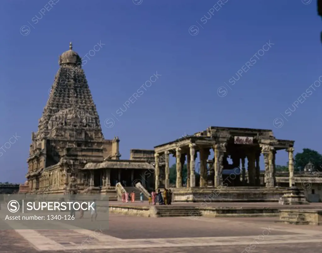 Tourists in a temple, Brihadisvara Temple, Thanjavur, Tamil Nadu, India