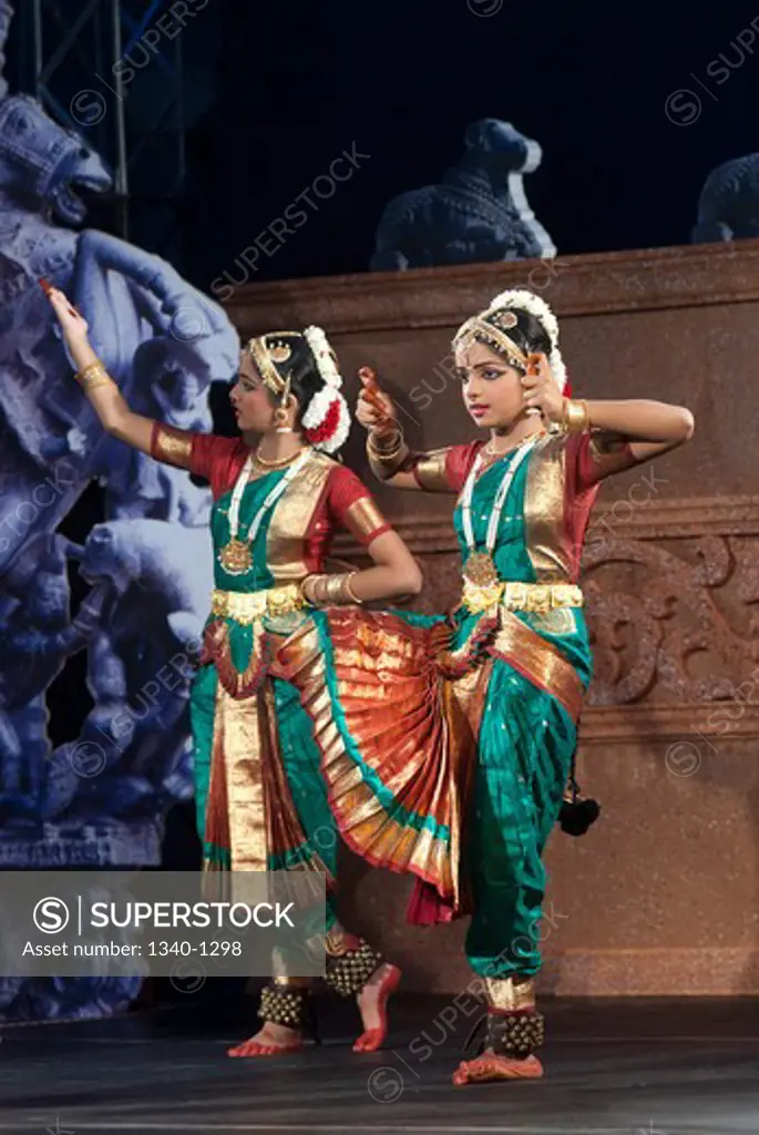 Young women performing Bharatnatyam the Indian classical dance, Tamil Nadu, India