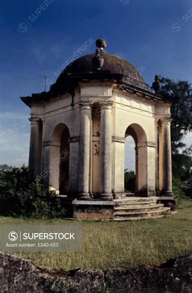 Mausoleum in a field, Colonel Bailey's Mausoleum, Srirangapatna, Karnataka, India