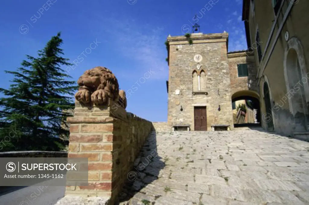 Low angle view of a building, Lucignano d'Asso, Italy