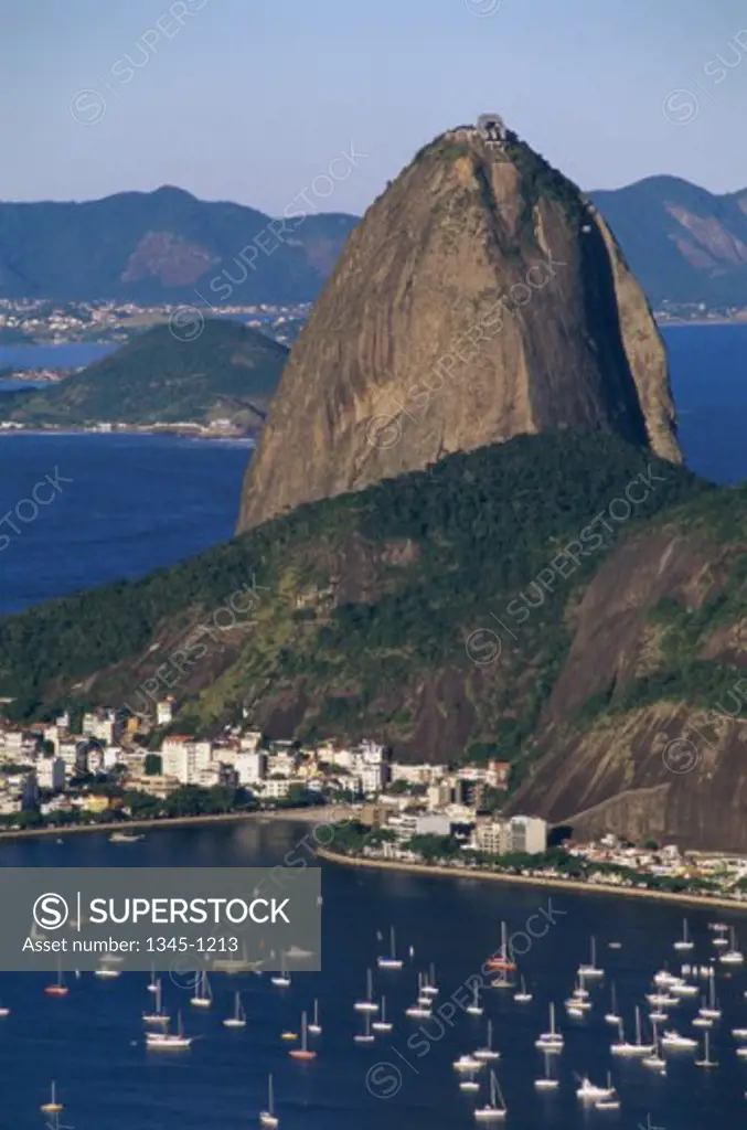 Aerial view of sailboats and mountains, Sugarloaf Mountain, Botafogo Bay, Rio de Janeiro, Brazil