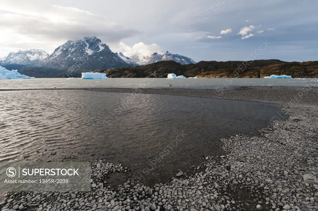 Chile, Patagonia, Torres del Paine National Park, View of Lago Grey