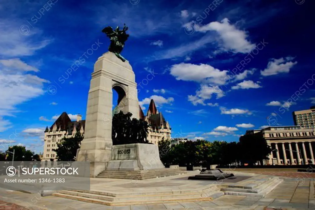 Canada, Ontario, Ottawa, national war memorial at Confederation Square