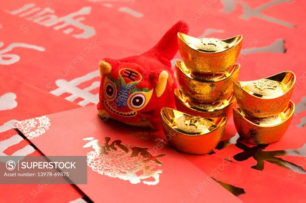 Chinese-style Decorations and knick knacks