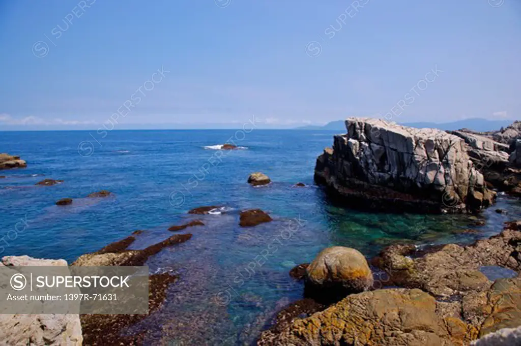 Sea-eroded rocks with clear sky, Extreme Sports, Rock Climbing